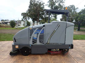 Nil Fisk CR 1200 Sweeper Sweeping/Cleaning - picture1' - Click to enlarge