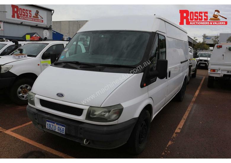 2005 transit van