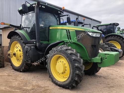 John Deere 7260R