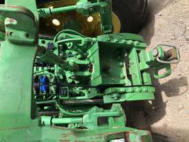 John Deere 7260R - picture1' - Click to enlarge