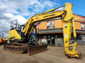2017 SUMITOMO SH145X-6 EXCAVATOR WITH BLADE AND LOW 2950 HOURS - picture0' - Click to enlarge