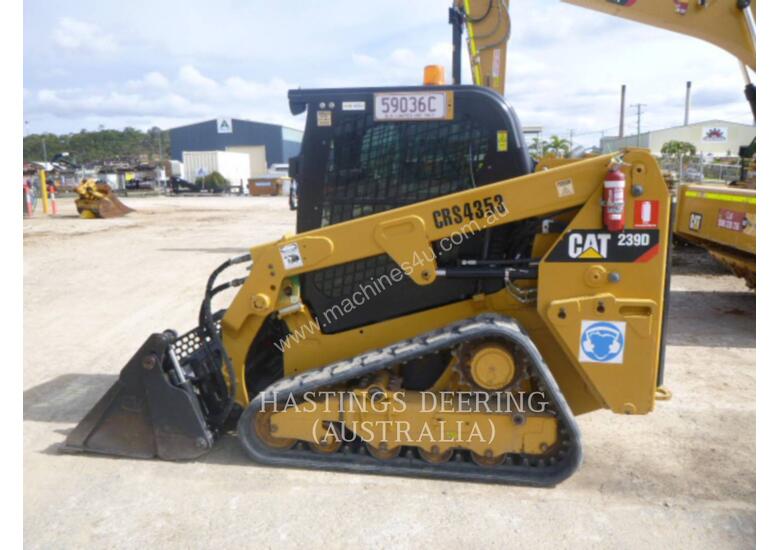 caption CATERPILLAR 239DLRC Compact Track Loader