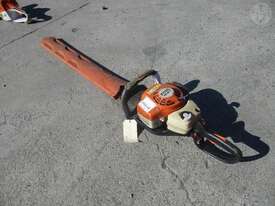 Stihl HS81T Hedger - picture0' - Click to enlarge