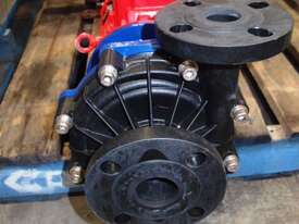 Magnetic Drive Chemical Transfer Pump, IN: 50mm Dia, OUT: 38mm Dia, 200Lt/min - picture0' - Click to enlarge