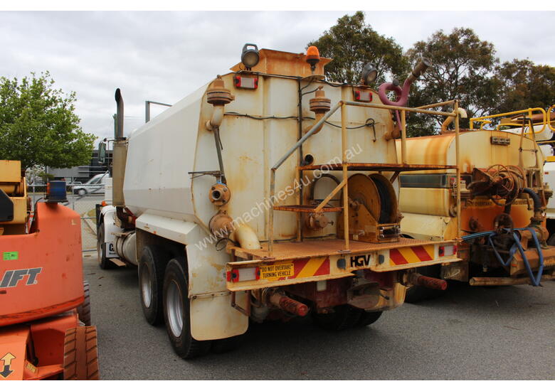 caption Kenworth 1981 Water Cart