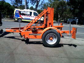 2 ton hydralic self loader , SEB international - picture0' - Click to enlarge