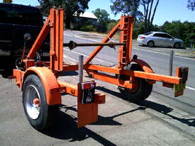 2 ton hydralic self loader , SEB international - picture1' - Click to enlarge
