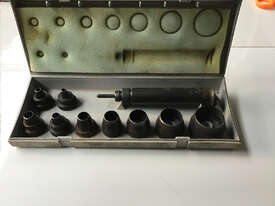 Maun 5mm to 32mm Wad Punch Set Metric 10 Piece No.1000-05 Used Item - picture2' - Click to enlarge