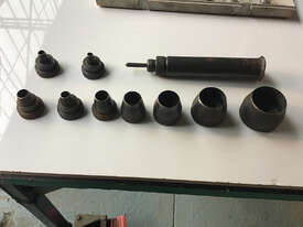 Maun 5mm to 32mm Wad Punch Set Metric 10 Piece No.1000-05 Used Item - picture0' - Click to enlarge