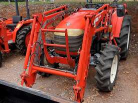 Kioti DK551 Tractor with FEL - picture0' - Click to enlarge