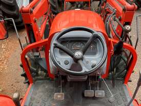 Kioti DK551 Tractor with FEL - picture2' - Click to enlarge