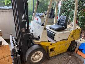 Container Forklift - picture0' - Click to enlarge