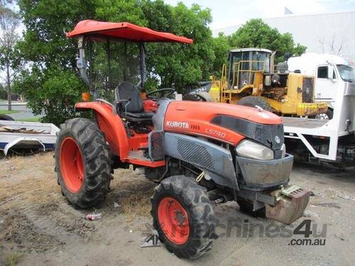 Kubota L5740