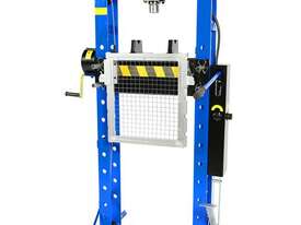 TradeQuip Professional 1187T Hydraulic Press 30,000kg - picture0' - Click to enlarge