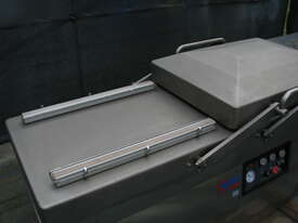 Double Dual Chamber Vacuum Packing Machine - EPM HVC-610S/2B - picture2' - Click to enlarge