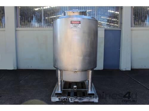 Stainless Steel Dimple Jacketed Tank.