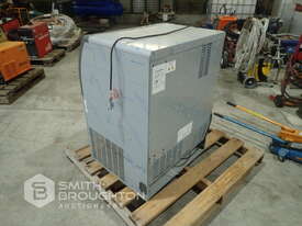 SCOTSMAN EC127 ICE MAKER - picture1' - Click to enlarge