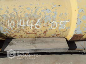 2 X D475A-5 KOMATSU BLADE TILT CYLINDERS - picture2' - Click to enlarge