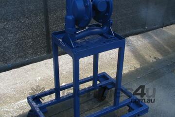 1`` Diaphragm Pump with Stand - Versamatic E1