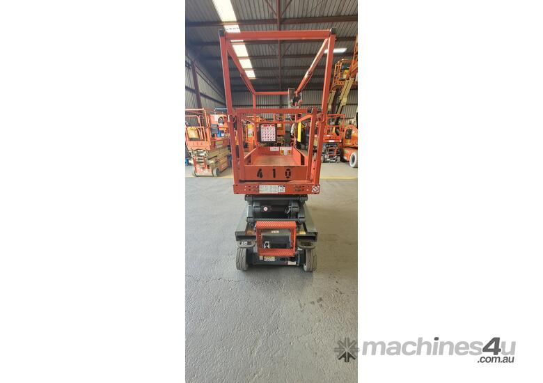 caption SkyJack 3219 Elcectric Scissor lift