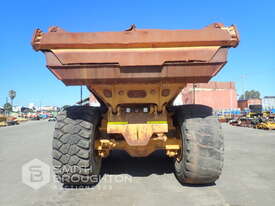 BELL B40D 6X6 ARTICULATED DUMP TRUCK - picture1' - Click to enlarge