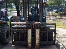 YALE GDP50MH Counter Balance Forklift - picture1' - Click to enlarge