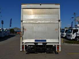 2014 MITSUBISHI FUSO CANTER 815 - Pantech trucks - Tail Lift - picture2' - Click to enlarge