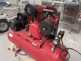 AIR COMPRESSOR BOSS - picture0' - Click to enlarge