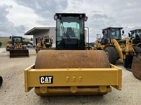 2017 Caterpillar CS66B Roller  - picture0' - Click to enlarge