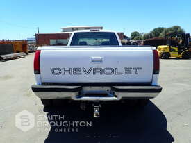 1988 GMC CHEVEROLET GM3500 4X4 DUAL CAB WELL BODY UTE - picture1' - Click to enlarge