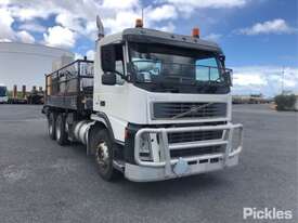 2004 Volvo FM9 - picture0' - Click to enlarge