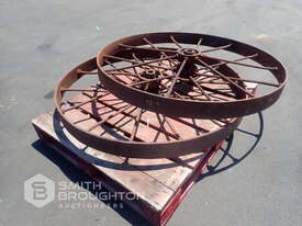 2 X VINTAGE STEEL WAGON WHEELS - picture0' - Click to enlarge