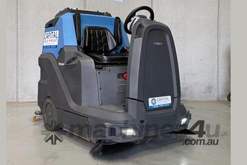 Second Hand Magna Plus Ride-On Scrubber (Cylindrical)