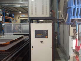 3kw Bristow laser c02 2001 model in running condition with full service history - picture2' - Click to enlarge