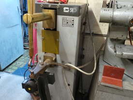 Spot Welder 10KVA 3Phase with extra tips Water cooled with pump and fittings - picture0' - Click to enlarge