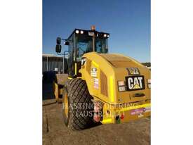 CATERPILLAR CS56BLRC Vibratory Single Drum Smooth - picture2' - Click to enlarge