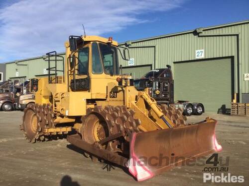 1995 Caterpillar 816B