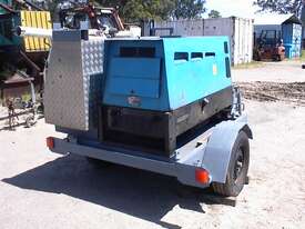 Trailer mounted welder generator with tools - picture2' - Click to enlarge