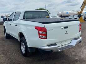 Mitsubishi Triton MQ - picture1' - Click to enlarge