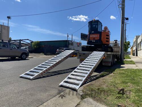 3.0 T ALLOY LOADING RAMPS -3.5m -SERRATED