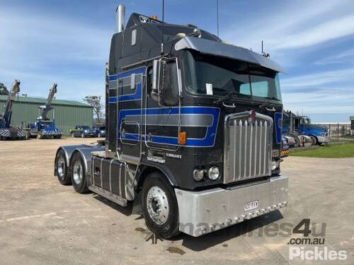 2004 Kenworth K104 Aerodyne