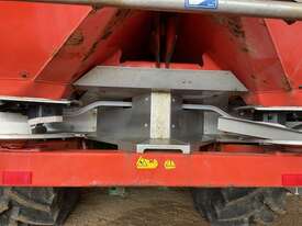 2012 Kuhn 40.1w Dry Spin Spreaders - picture2' - Click to enlarge