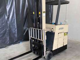 Crown Reach Truck - picture2' - Click to enlarge