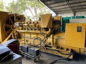 Generator Caterpillar 969kva, Low Hours - picture0' - Click to enlarge