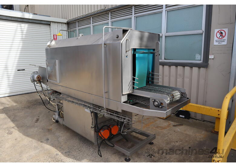 Commercial Tunnel Conveyor Crate Washer - Eliona Industrial WR200 