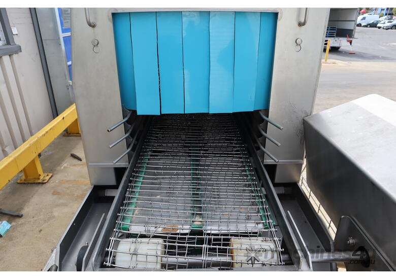 Commercial Tunnel Conveyor Crate Washer - Eliona Industrial WR200 