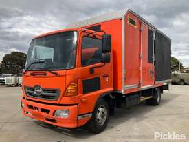 2009 Hino FC4J - picture0' - Click to enlarge