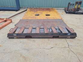 FOR SALE - Crystalline Container Ramp - picture0' - Click to enlarge