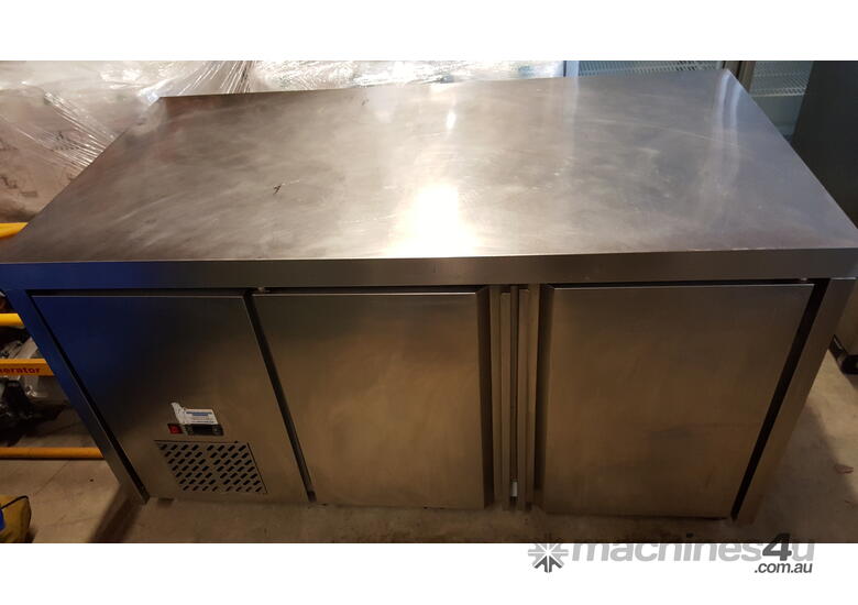Used tajayama UA15L2F Under Bench Fridge in , Listed on Machines4u