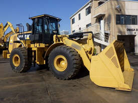 Caterpillar 966K  Loader/Tool Carrier Loader - picture2' - Click to enlarge